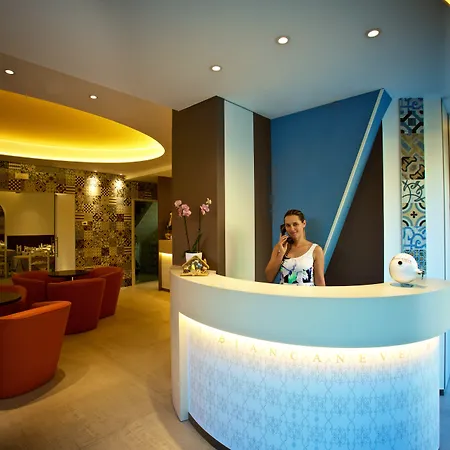Biancaneve Wellness Hotell 3*