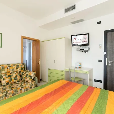 Biancaneve Wellness 3* Marotta