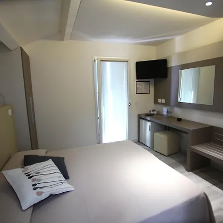 Biancaneve Wellness 3* Marotta